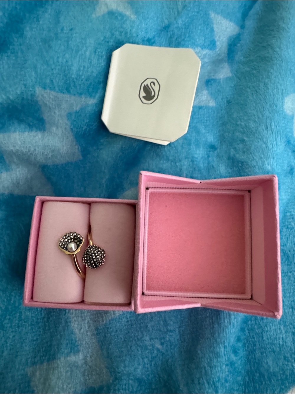 Swarovski Idyllia Gold-Tone Shell & Pearl Open Ring with Crystal Accents size 8 - Picture 12 of 16